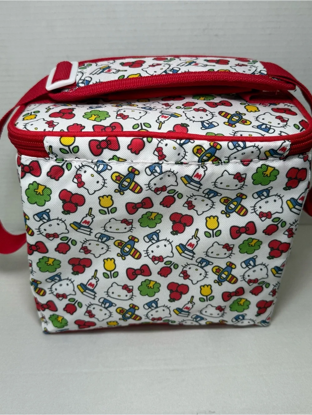 Hello Kitty Igloo soft lunch bag